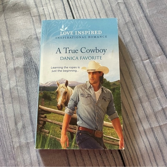 ✅4X Host Pick✅ Harlequin Love Inspired Inspirational Romance Novels, Lot of 8 - Picture 6 of 12